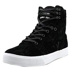 Supra Women's Skytop Black Velvet Sneaker